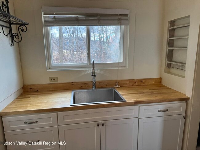 Photo - 56 Kinderhook St