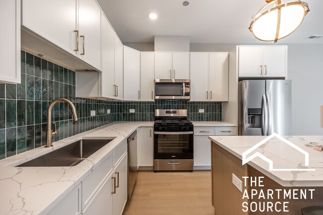 Photo - 4104 N Sheridan Rd Unit 402