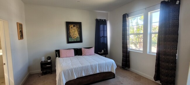 Photo - 2970 Garnet Way