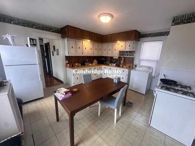 Photo - 543 Broadway Apartments Unit 2T