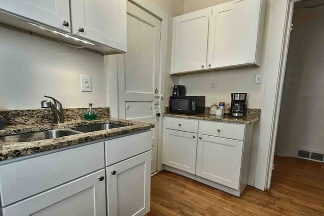 Photo - 2586 N Cramer St Unidad Lower