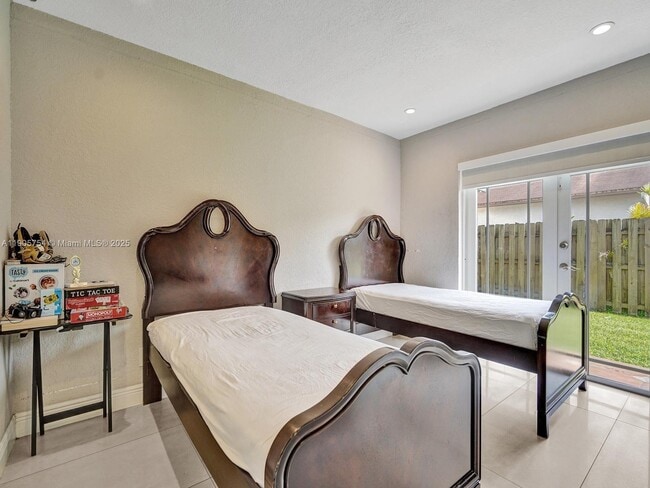 Photo - 9700 NW 33rd St