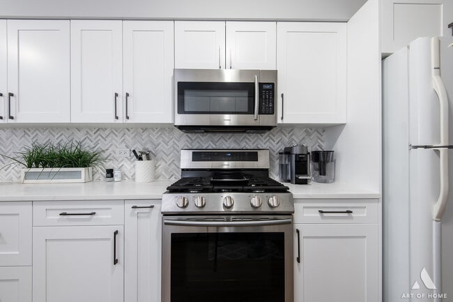 Photo - 11110 E Cove Cir