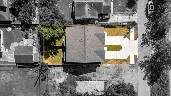 Photo - 9409 Clinton Dr