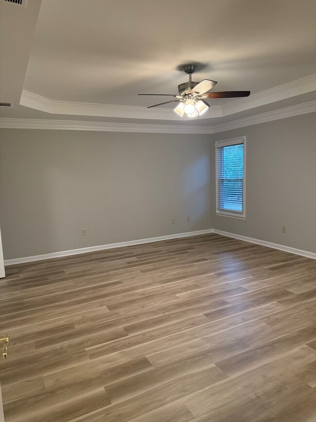 Photo - 1601 Willow Way