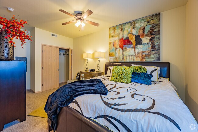 2BA, 2BR - Bedroom