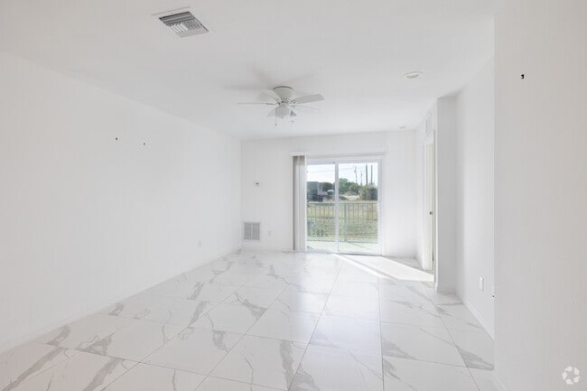 2BR, 2BA - 1,120SF - 104 - Living Room - 746 SW 8th Ter