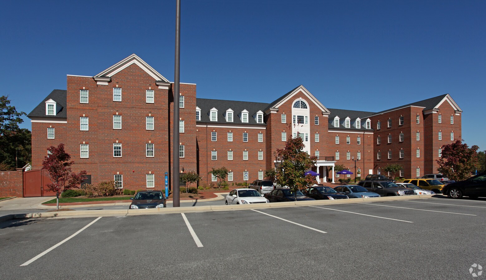 Photo - University Apartments