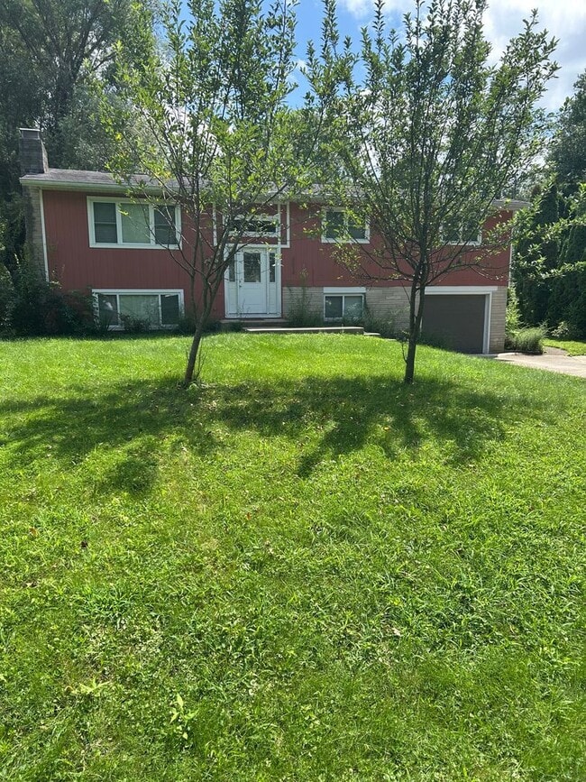 Beautiful 4 bedroom home in Park Ridge! Co... - Beautiful 4 bedroom home in Park Ridge! Co...