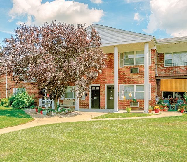 Washington Way Apartments
