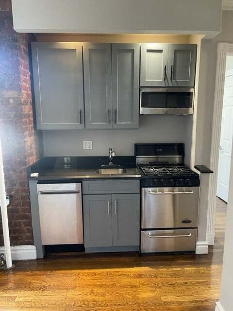 410 E 13th St Unit 5A
