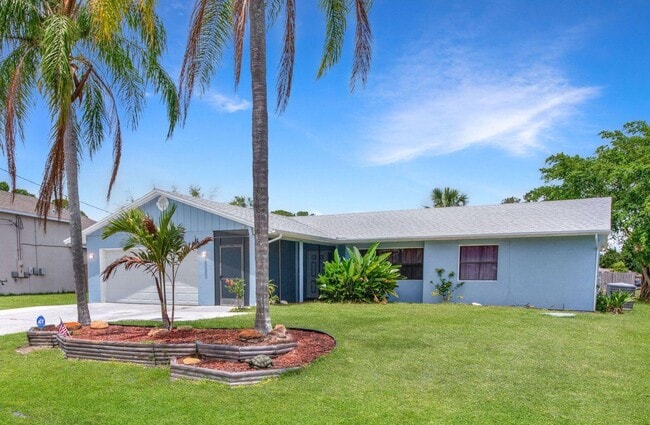 Building Photo - 1481 SW Gastador Ave Rental