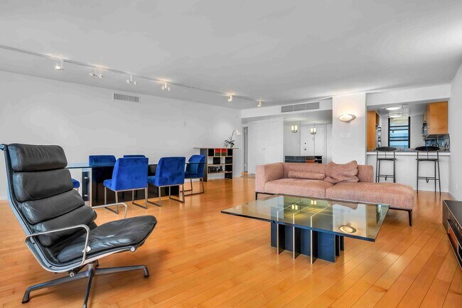 Photo - 4316 Marina City Dr Unit 1033