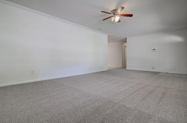 Photo - 8803 Brookfield Dr