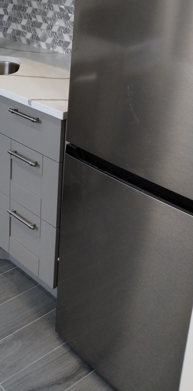 Photo - 870 Prospect Pl Unidad 2