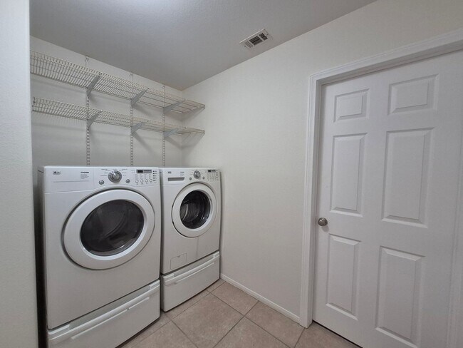 Photo - 3 bed/2 bath in Country Club Estates available now!