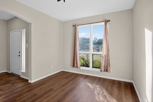 Photo - 4938 Yearling Ridge Ct