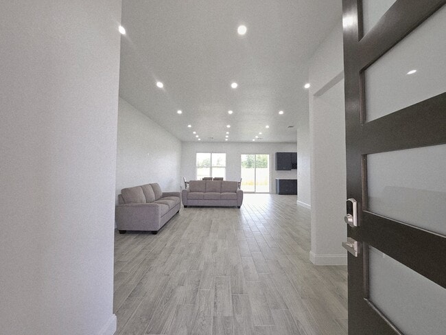 Building Photo - 219 Rd 5714 Rental