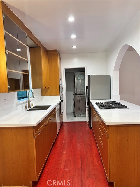 Photo - 8570 Wonderland Ave