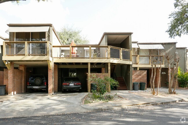 Photo - Vassar Place Apartments