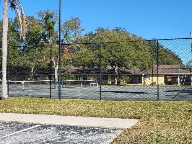 Photo - 2056 Sunset Point Rd Unit 23