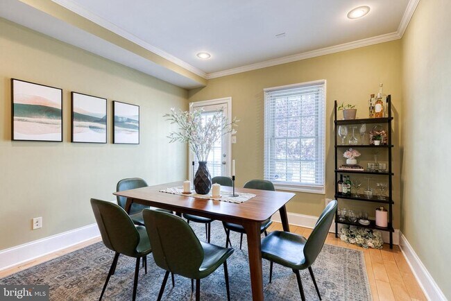 Photo - 908 S Linwood Ave