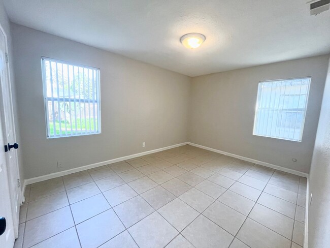 Photo - 1802-1804 Madrone Avenue Unit 1802