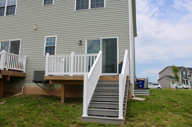 Photo - 3764 Castle Dr Unit 3764