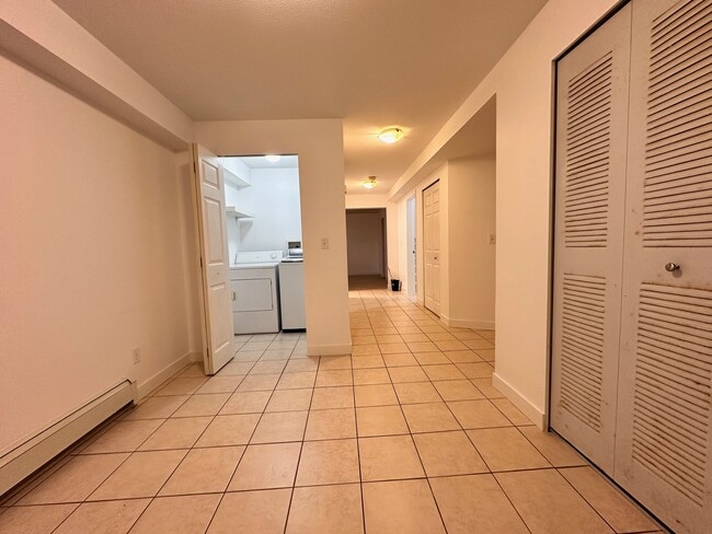 Photo - 1613 Salal Cres