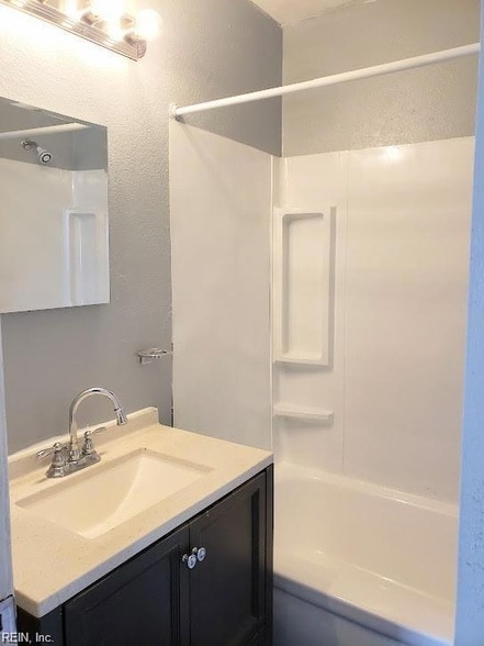 Photo - 201 Dixie Ave Unidad B