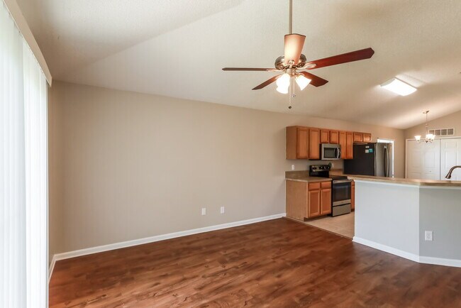 Photo - 2600 Creek Ridge Dr