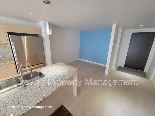 Photo - 2612-2109 109 St NW Unit #313