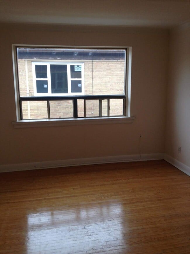 Photo - East York Apartments Unit 1 Bedroom