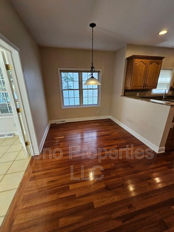 Photo - 5 Brighton Ct