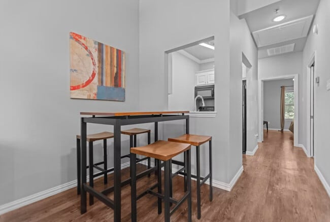 Midtown Apartments