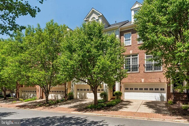 Photo - 7489 Carriage Hills Dr