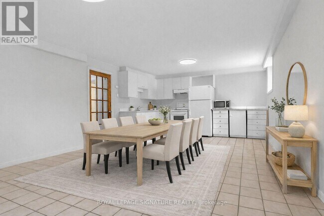 Photo - 19 Warwick Ave