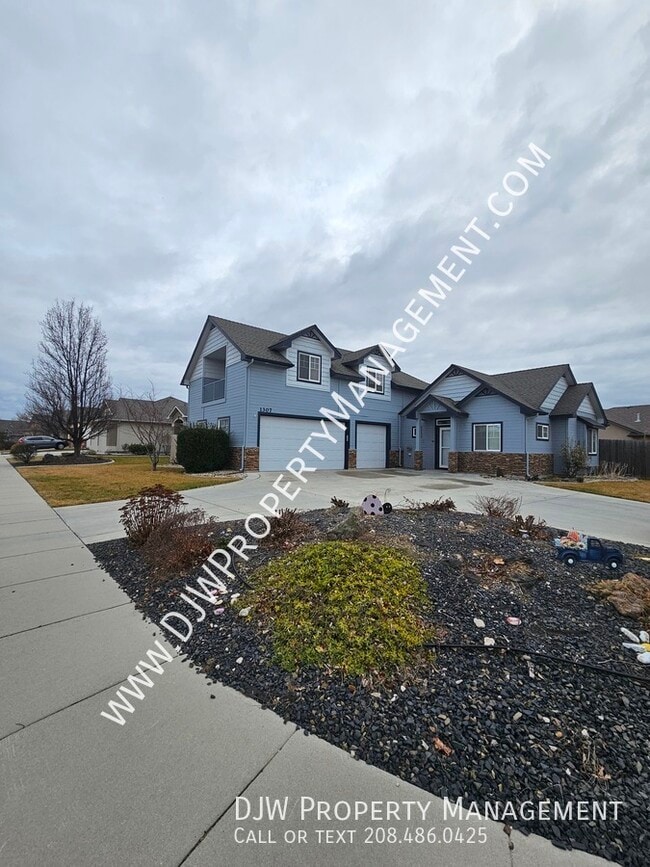 Photo - 1307 W Belknap Dr.
