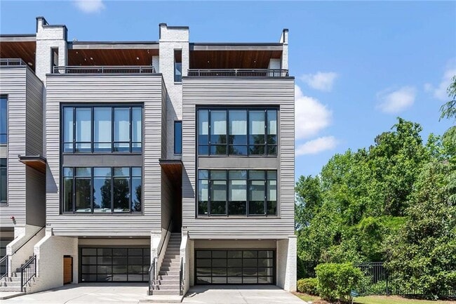 Building Photo - 914 Lenox Blvd
