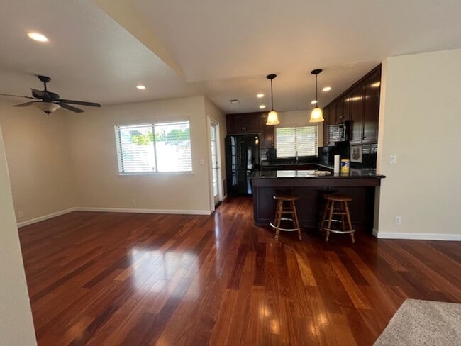 Photo - 856 Alyssum Ct
