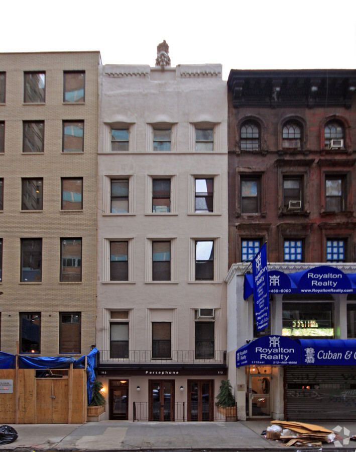 Photo - 115 E 60th St Apartments
