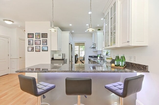 Photo - 10 Lupine Rd