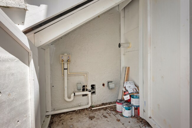 Photo - 3524 Boulevard St Apartment Unit 3