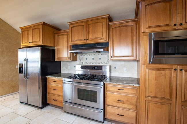 Photo - Spacious 4-Bedroom / 2-Bathroom Home with Modern Amenities in Edmond!