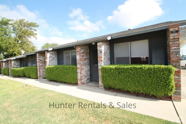 Building Photo - Rent Me Now! Unit B Rental