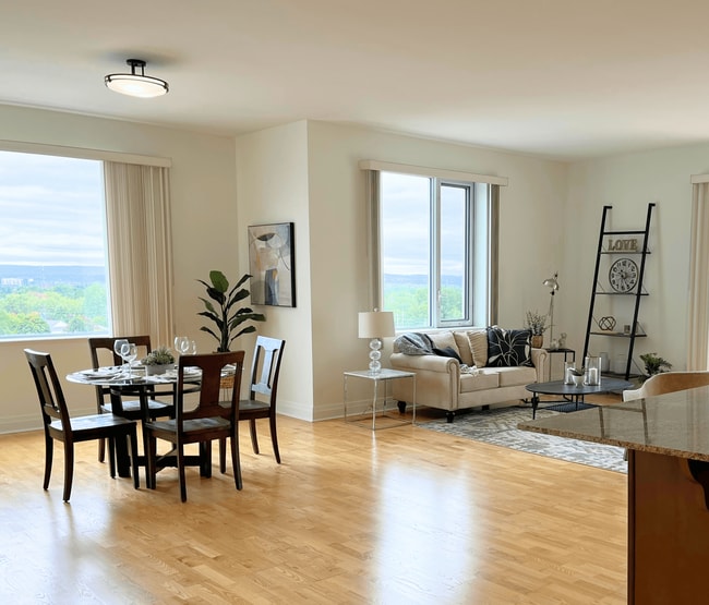 Photo - Williams Court C