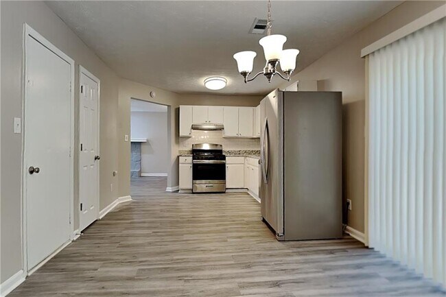 Photo - 554 Sherwood Oaks Rd