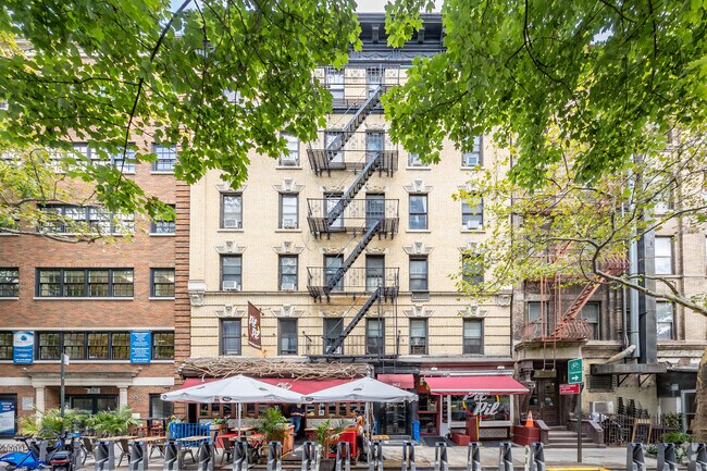 Photo - 265 E 78th St