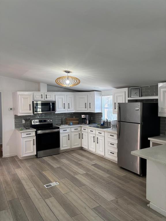 Photo - 1109 Hurst Creek Rd