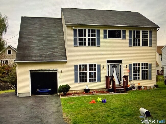 Building Photo - 40 Marlin Dr